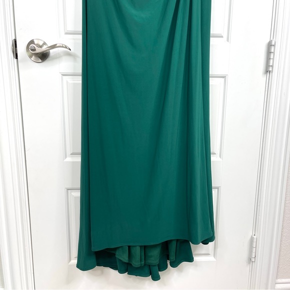MAC DUGGAL Beaded Cuff Drop Shoulder Faux Wrap Gown NEW Size 12 Emerald Green - Picture 5 of 13